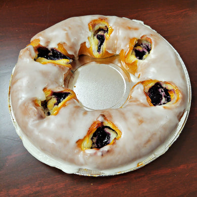 round coffee cake with blueberry filling